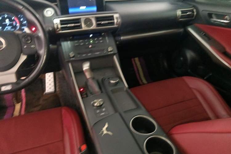 Used Lexus IS 2015 200t F SPORT