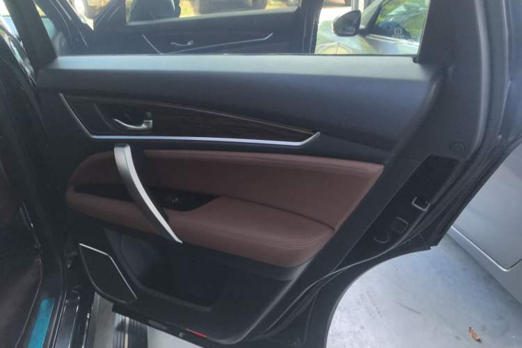 Used Honda UR-V 2017 370TURBO 2WD Prestige Edition China V
