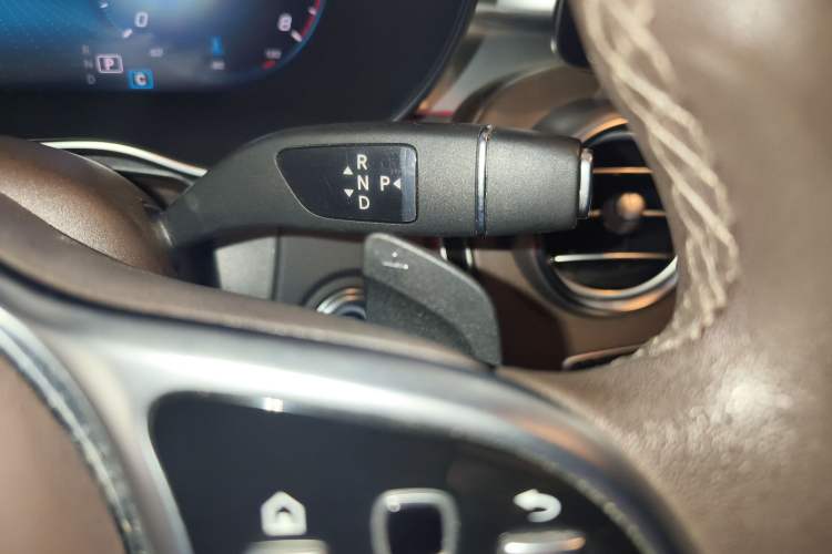 Used Mercedes-Benz GLC 2020 Facelift GLC 300 L 4MATIC Dynamic Edition
