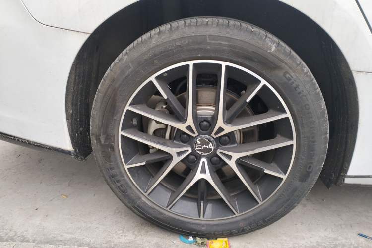 Used BYD Seal 2023 DM-i 1.5L 121km Prestige Model