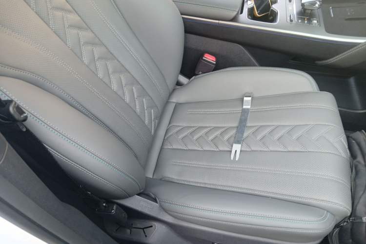 Used BYD Song L DM-i 2025 Intelligent Driving Version 160 km Beyond-Range Type
