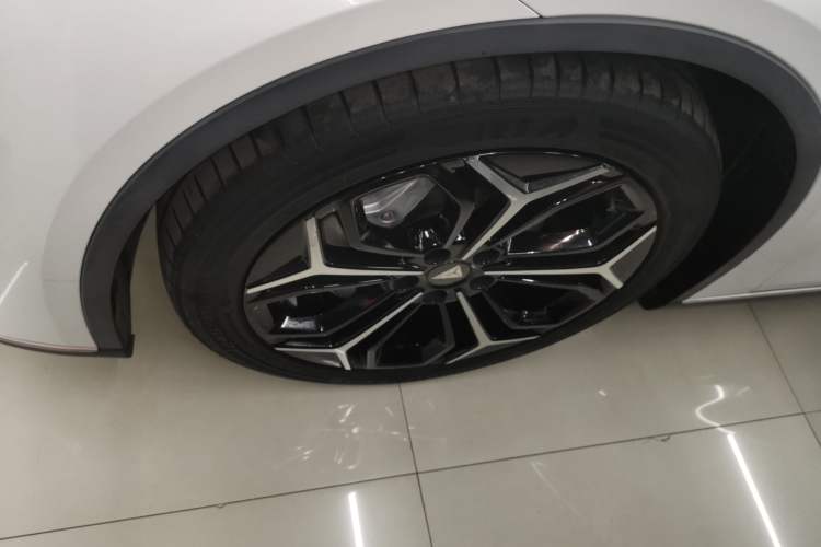 Used  SL03 2023 200Max Range-Extended Version