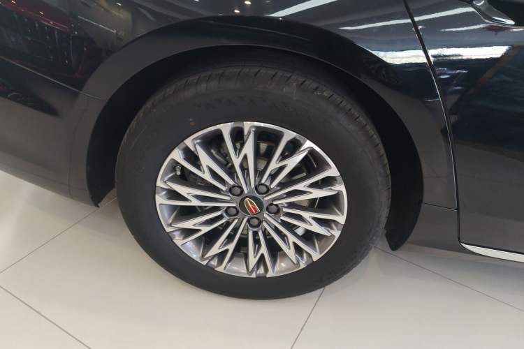 Used Hongqi H5 2024 1.5T DCT Smart Connect Flagship Edition
