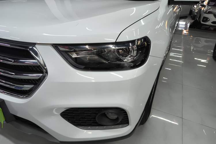Used Haval H6 2021 Sport Edition 1.5T Automatic Elite Smart Connectivity Model with Hexagonal Grille
