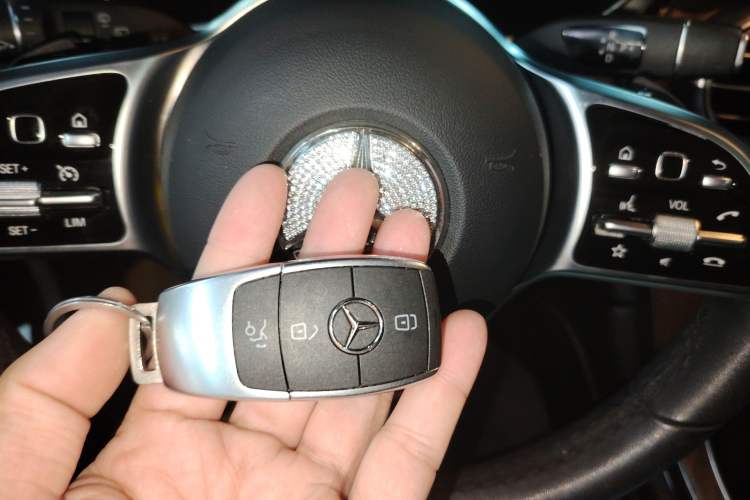 Used Mercedes-Benz GLC 2022 GLC 260 L 4MATIC Luxury Model