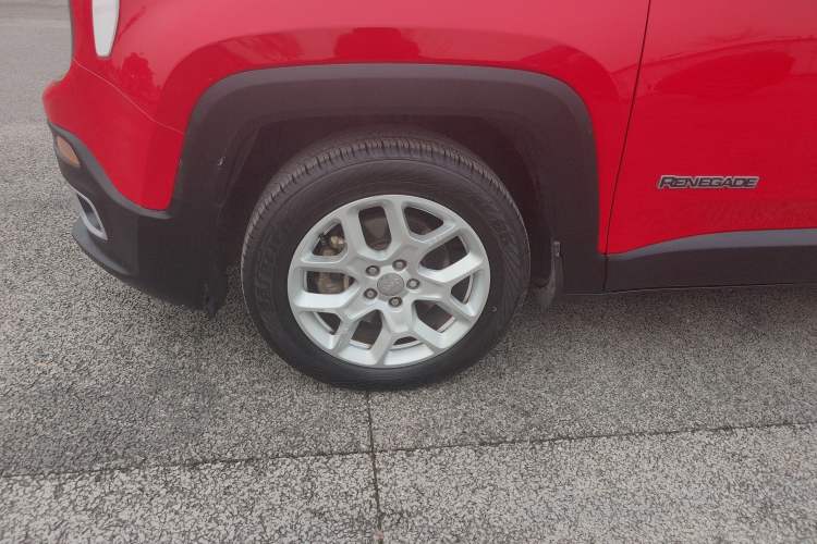 Used  Renegade 2017 180T Automatic High-Energy Version
