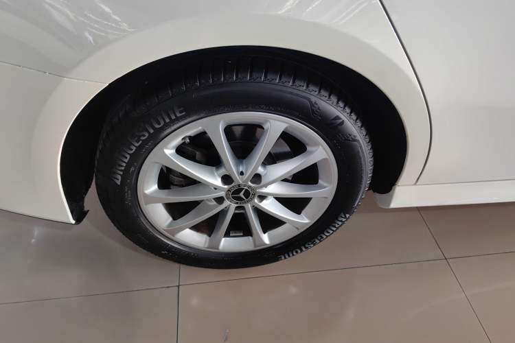 Used Mercedes-Benz A-Class 2020 Restyled A 200 L Sport Sedan Fashion Version
