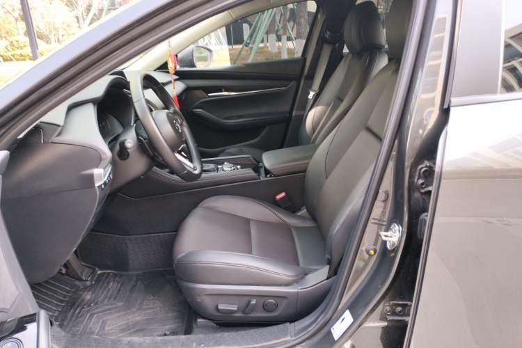 Used Mazda Mazda 3 Axela 2023 2.0L Automatic ZhiZhen Edition