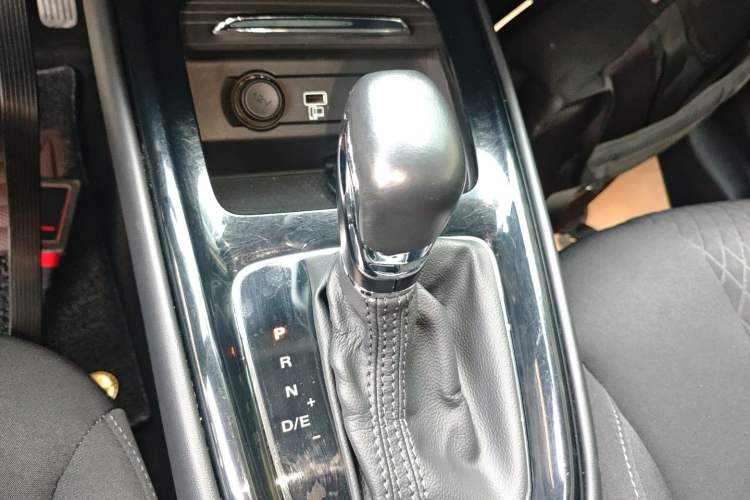 Used Roewe i5 2020 1.5L Automatic 4G Connected Linghao Edition