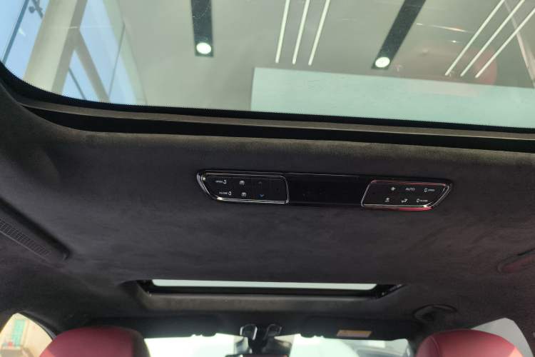 Used GAC Trumpchi M8 2023 Zongshi Series Dual-Motor Supreme Edition
