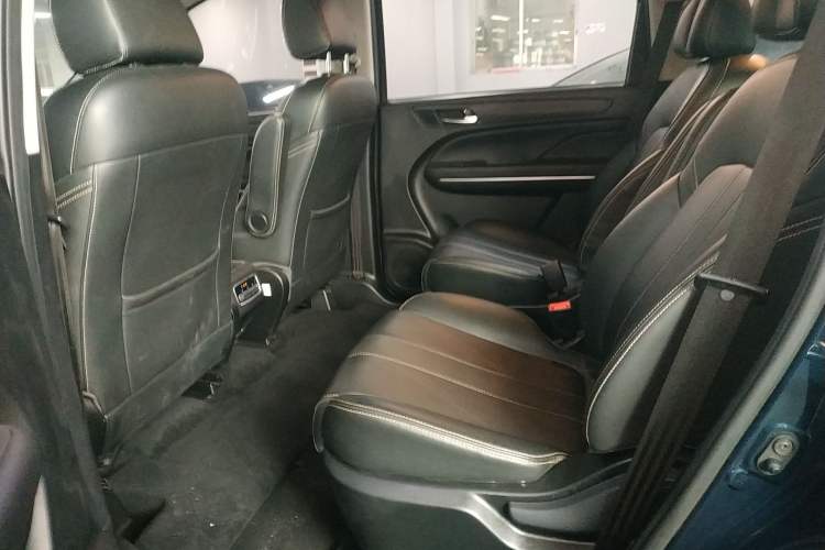 Used GAC Trumpchi M6 2021 270T DCT Luxury Edition (7 Seats)
