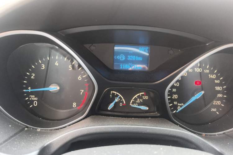 Used Ford Focus 2017 Hatchback 1.6L Manual Fashion Edition SmartDrive Version