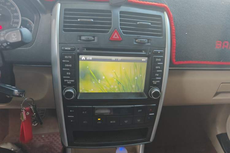 Used BAIC E Series 2013 Hatchback 1.5L Automatic Lotte Edition
