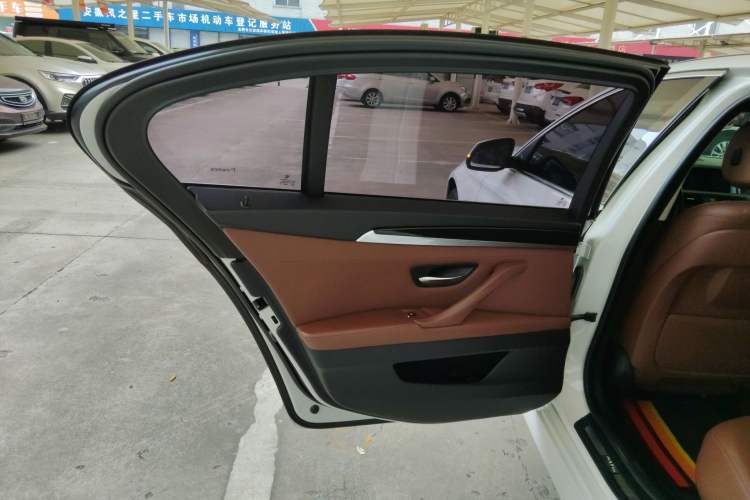 Used BMW 5 Series 2014 520Li Elegant Model