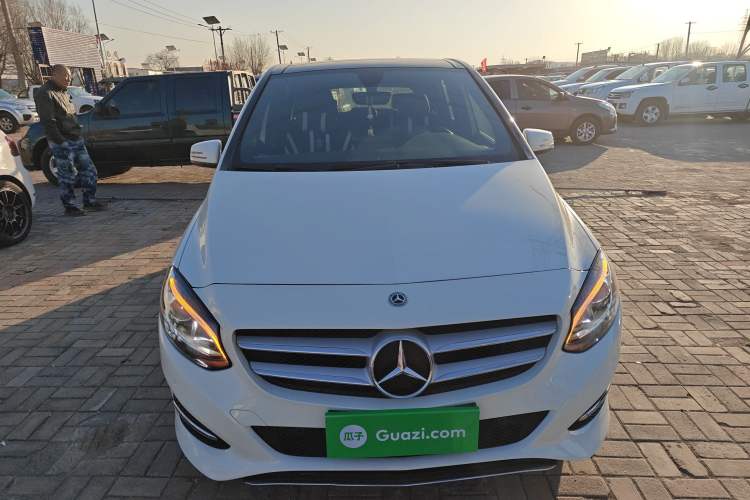 Used Mercedes-Benz B-Class 2019 B 200 Fashion Model
