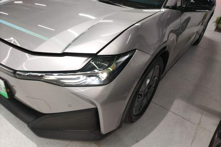 Used Toyota bZ3 2024 517 km Elite PRO