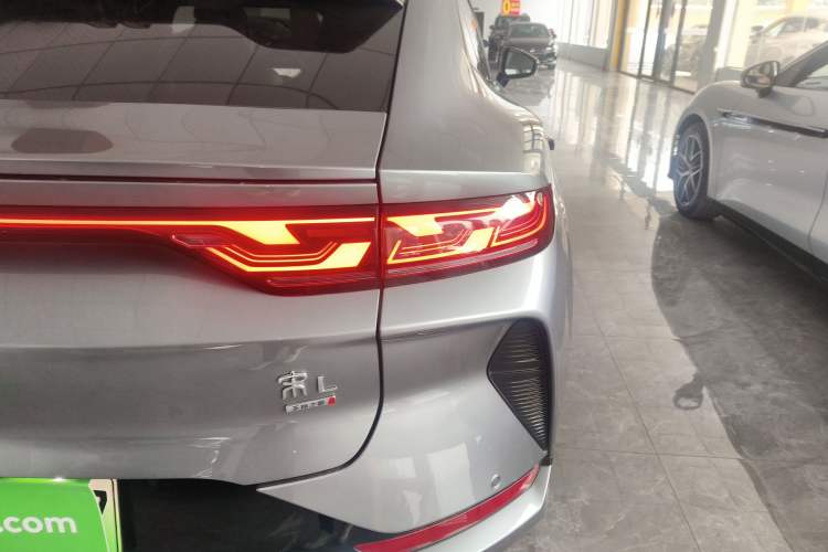 Used BYD Song L EV 2025 662 km Advanced Intelligent Driving Version