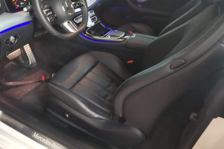 Used Mercedes-Benz E-Class 2021 E 260 Coupe
