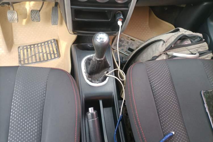 Used Changan CX20 2014 1.4L Manual Sunroof Navigation Version – China IV Standard
