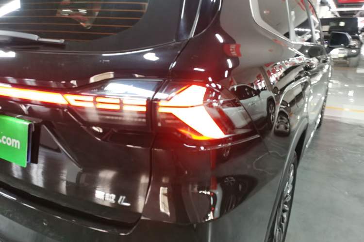 Used Geely Auto Haoyue L 2025 2.0T DCT Luxury Edition