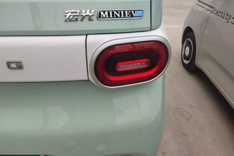 Used Wuling Hongguang MINIEV 2024 3rd Generation 215km Youth Edition