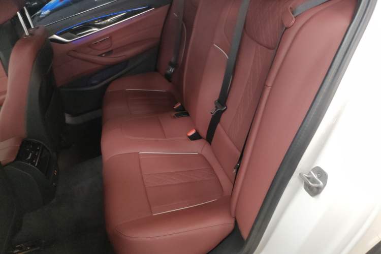 Used BMW 5 Series 2022 Second Facelift 525Li M Sport Package