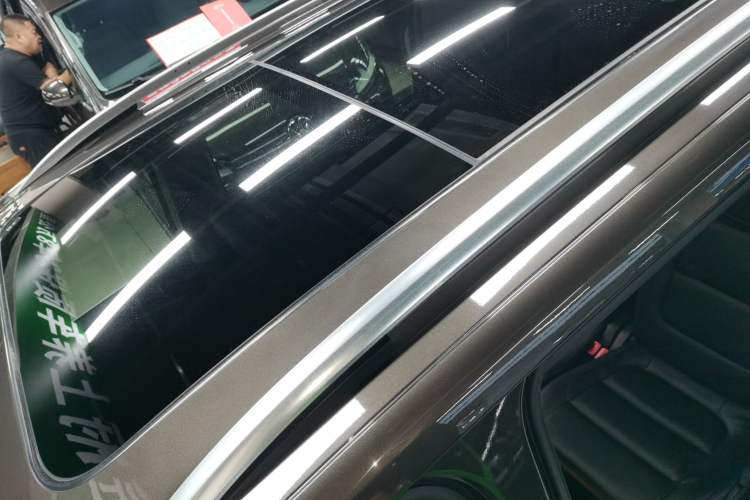 Used Volkswagen Sharan 2018 380TSI Comfort Edition 7-Seater
