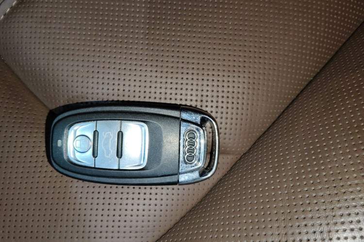 Used Audi A6L 2018 30th Anniversary Edition 45 TFSI quattro Luxury Model
