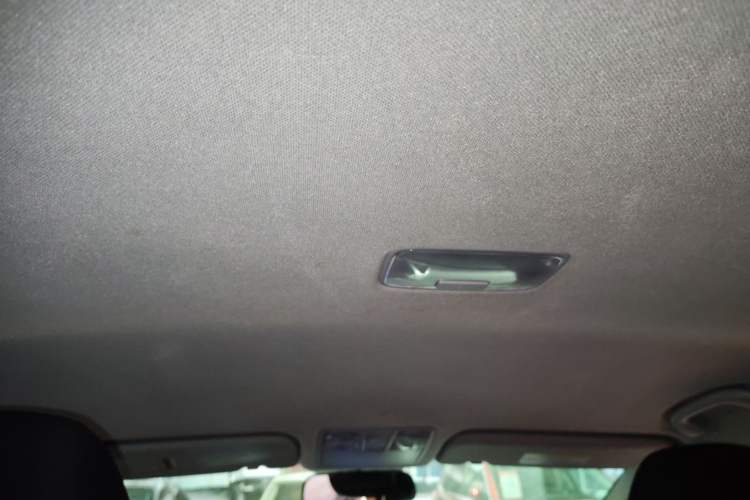 Used Hyundai Elantra 2015 1.6L Automatic Fashion Model
