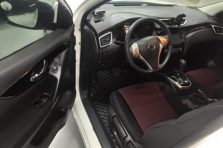 Used Nissan Qashqai 2017 2.0L CVT Elite Edition China VI Standard