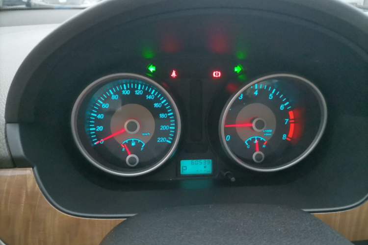 Used Buick Excelle 2015 1.5L Automatic Classic Model
