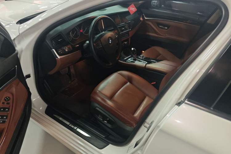 Used BMW 5 Series 2014 520Li Elegant Model