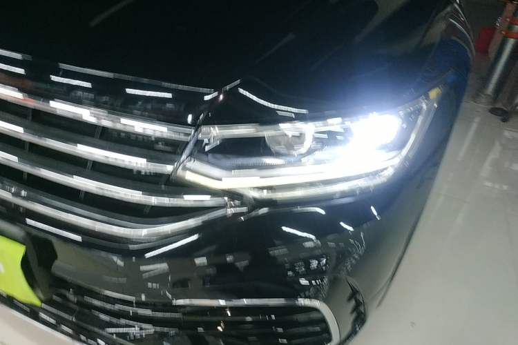 Used Volkswagen Tiguan L 2023 330TSI Automatic Two-Wheel Drive R-Line Enjoyment Edition
