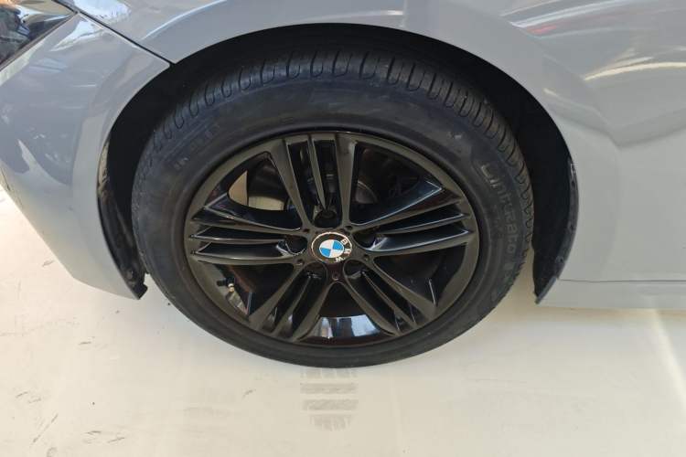 Used BMW 3 Series 2016 320Li Ambition Model
