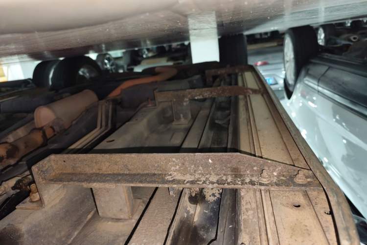 Used Dodge Journey 2013 2.4L Two-Wheel Drive Luxury Version
