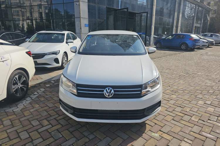 Used Volkswagen Santana 2016 1.4L Manual Fashion Edition
