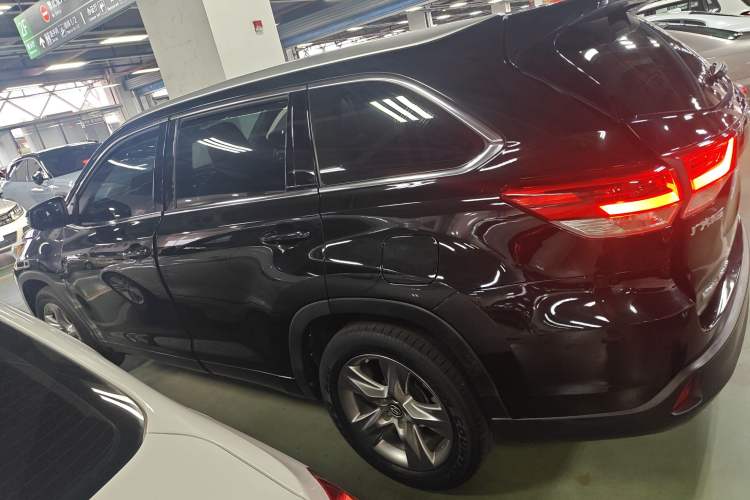 Used Toyota Highlander 2021 2.0T Four-Wheel Drive Luxury Edition 7 Seats
