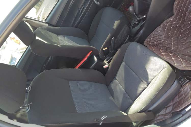 Used Toyota YARiS L 2016 Revised 1.5E CVT Charming Edition