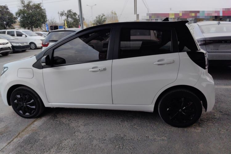 Used SOL E10X 2021 302 km Range Fashion Edition 30.2 kWh
