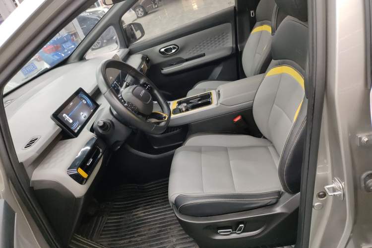 Used AION Y 2022 70 Intelligent Edition Lithium Iron Phosphate
