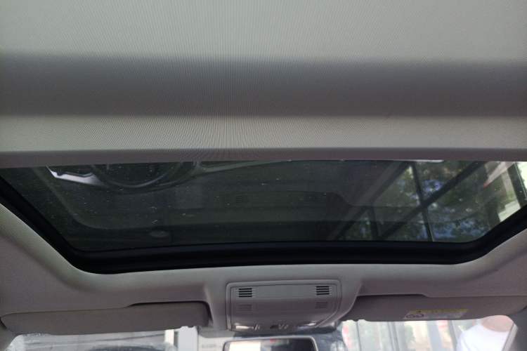 Used Volkswagen T-ROC 2022 280TSI DSG Two-Wheel Drive Elite PLUS
