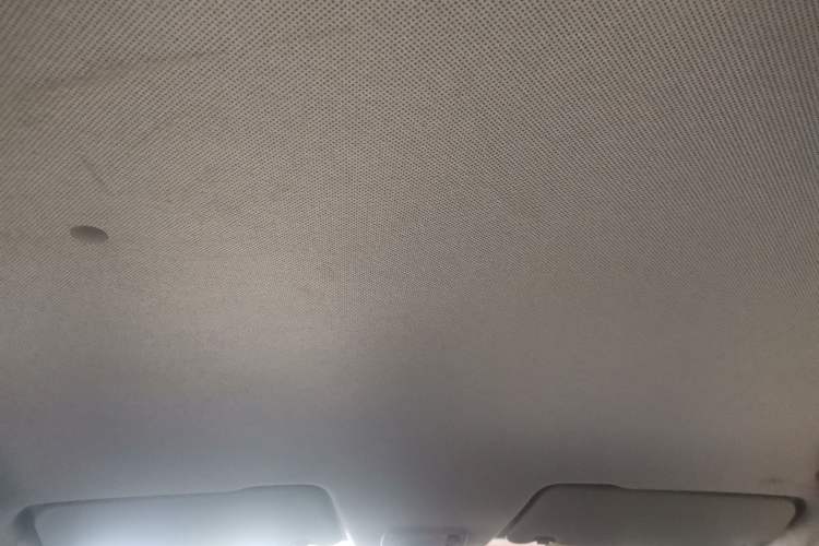 Used Wuling Hongguang 2019 1.5L S Basic Version China VI Standard LAR
