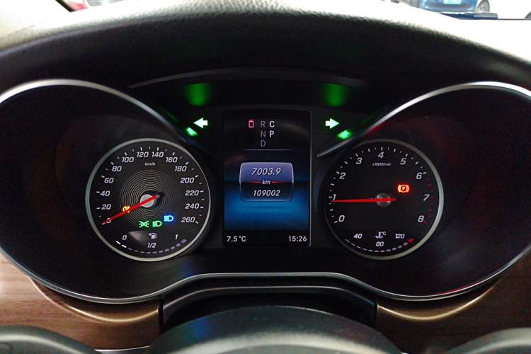 Used Mercedes-Benz V-Class 2021 V 260 L Long-wheelbase Luxury Edition