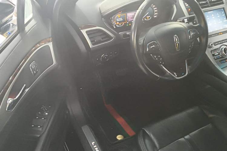 Used Lincoln MKZ 2019 2.0T Luxury Edition China VI Standard