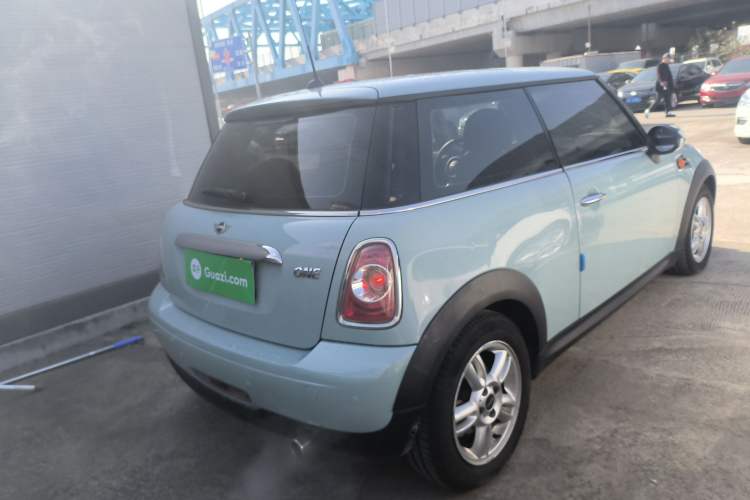 Used  MINI 2011 1.6L ONE