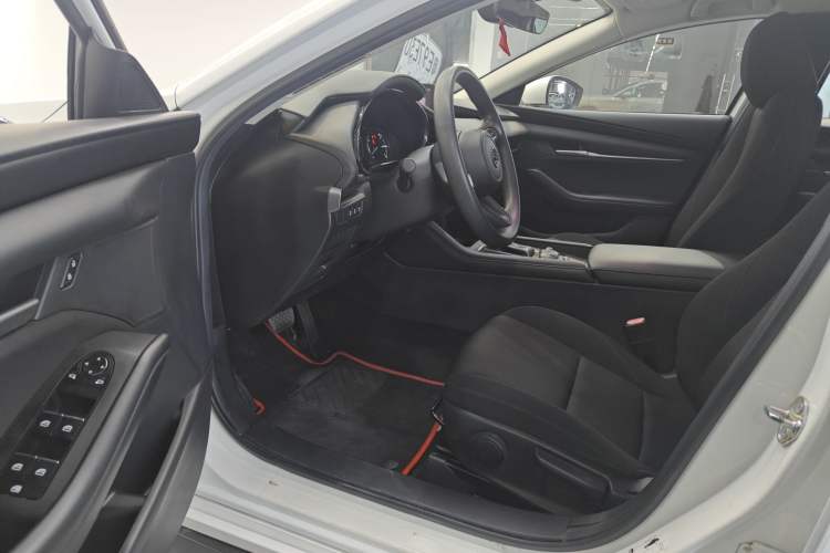 Used Mazda Mazda 3 Axela 2020 1.5L Automatic ZhiMei Edition
