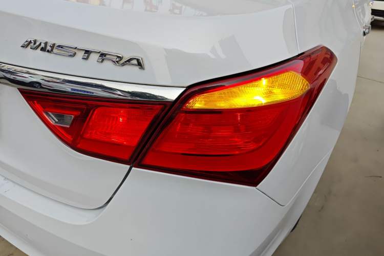 Used Hyundai Mistra 2016 1.8L Automatic Smart GLS
