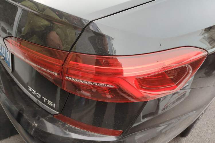 Used Volkswagen Passat 2020 330TSI Luxury Edition China VI