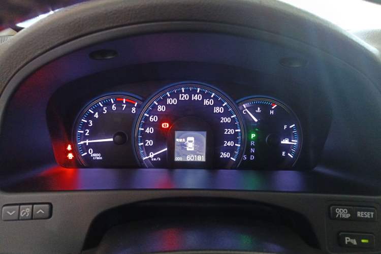 Used Toyota Crown 2012 2.5L Royal Leather Edition