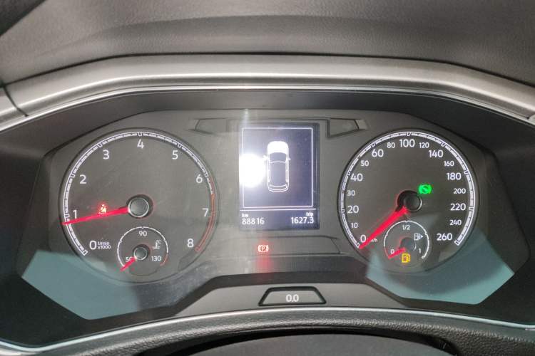 Used Volkswagen T-ROC 2020 230TSI DSG Two-Wheel Drive Advanced Version
